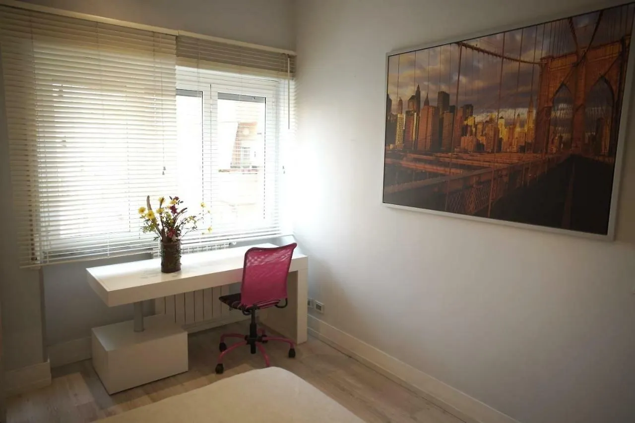 Modern Apartment Metro A Roma