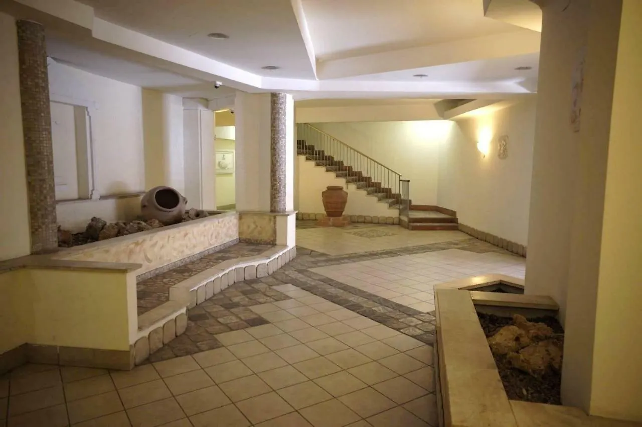 Modern Apartment Metro A Roma
