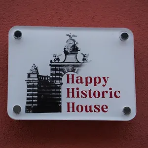 Happy Historic House Appartamento Aeroporto di Catania Fontana Rossa