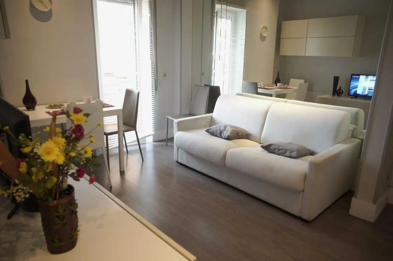 Metro A Modern Apartment Roma Itália